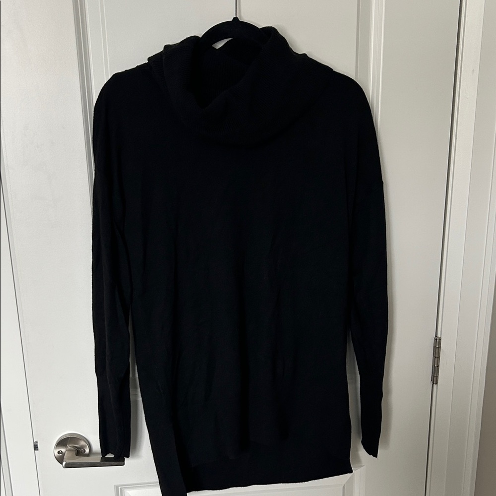LOFT women’s Black Turtleneck Sweater
